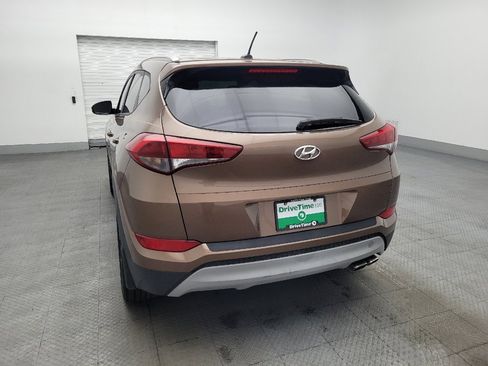 Used 2017 Hyundai Tucson Sport image 6