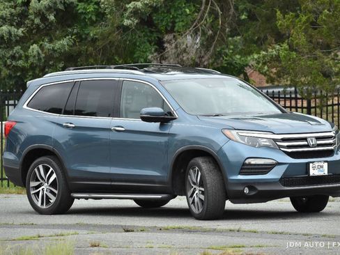 Used 2016 Honda Pilot Elite image 4
