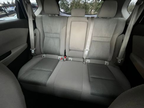 Used 2025 Nissan Rogue SV image 39