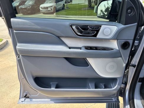Used 2023 Lincoln Navigator Black Label AWD/4WD image 21