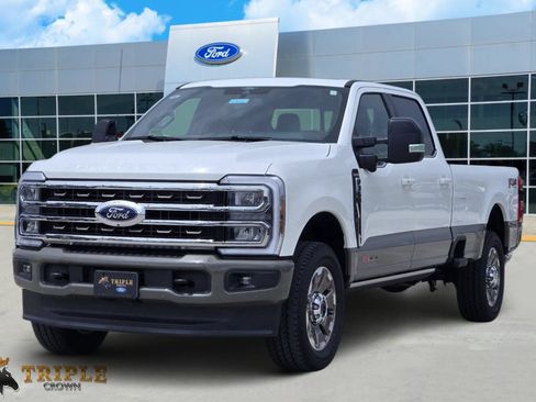 New 2026 Ford F350 King Ranch w/ FX4 Off-Road Package AWD/4WD image 2