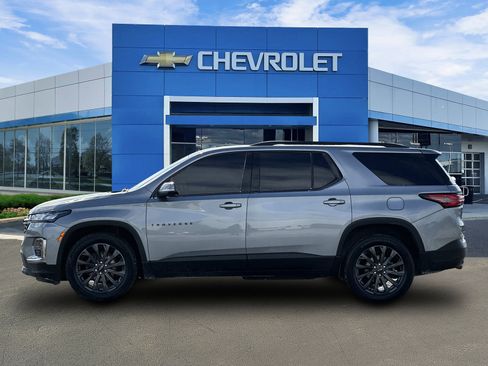 Certified 2023 Chevrolet Traverse RS image 5
