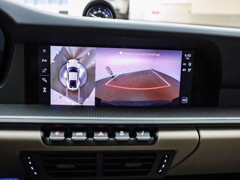 Used 2025 Porsche 911 Carrera 4 GTS image 29