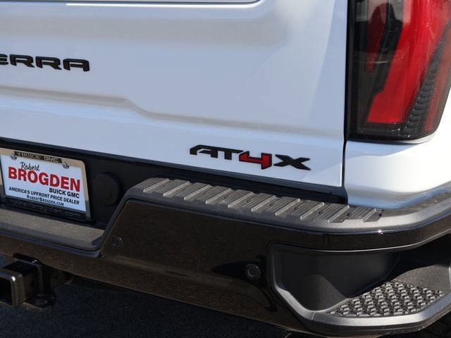 New 2026 GMC Sierra 2500 AT4X w/ LPO, Black Badging Package AWD/4WD image 7