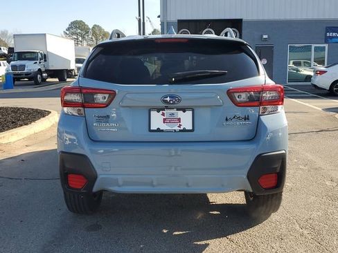 Used 2023 Subaru Crosstrek 2.0i Premium image 5