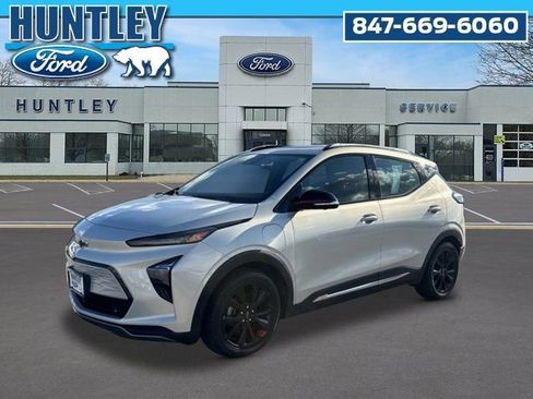 Used 2023 Chevrolet Bolt EUV Premier w/ Sun & Sound Package FWD image 1