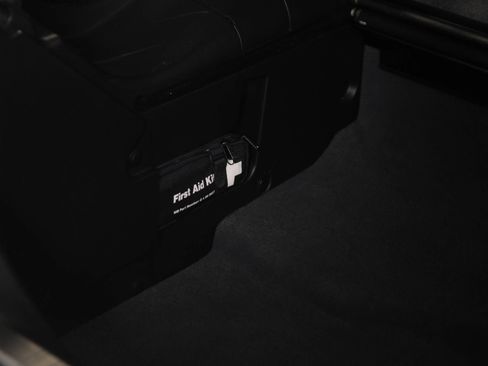 Used 2002 Mercedes-Benz SLK 320 image 23