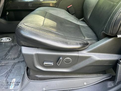 Used 2015 Ford F150 Lariat w/ Equipment Group 502A Luxury AWD/4WD image 15