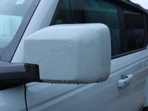 Used 2021 Ford Bronco Outer Banks image 12