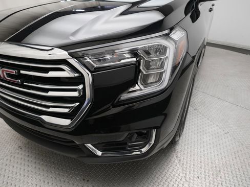 Used 2022 GMC Terrain SLT image 23