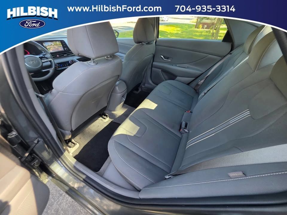 Used 2025 Hyundai Elantra Sport FWD image 1