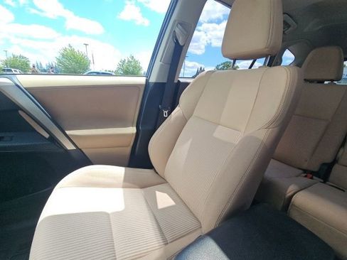 Used 2013 Toyota RAV4 XLE AWD/4WD image 10