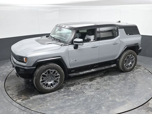 Used 2024 GMC Hummer EV 3X image 42