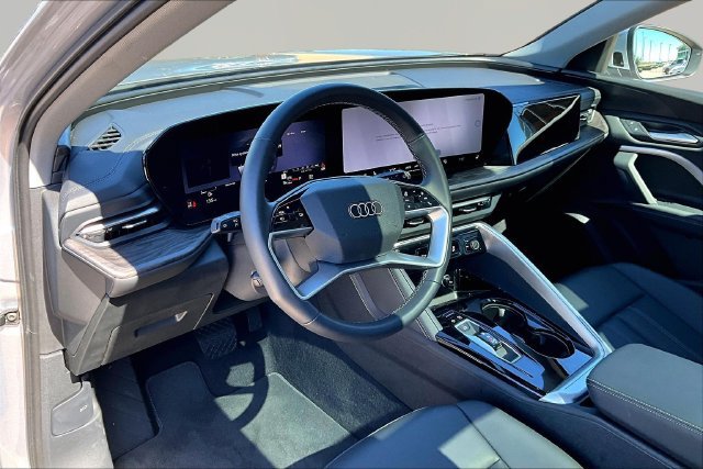 Used 2026 Audi Q5 Premium w/ Convenience Package AWD/4WD image 13