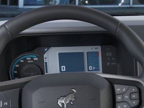 New 2025 Ford Bronco 4-Door AWD/4WD image 13
