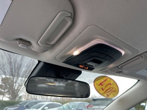 Used 2024 Toyota Corolla LE image 28