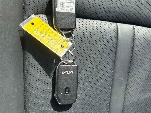 Used 2023 Kia Sorento EX AWD/4WD image 20