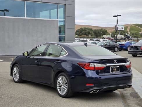 Used 2016 Lexus ES 350 image 6