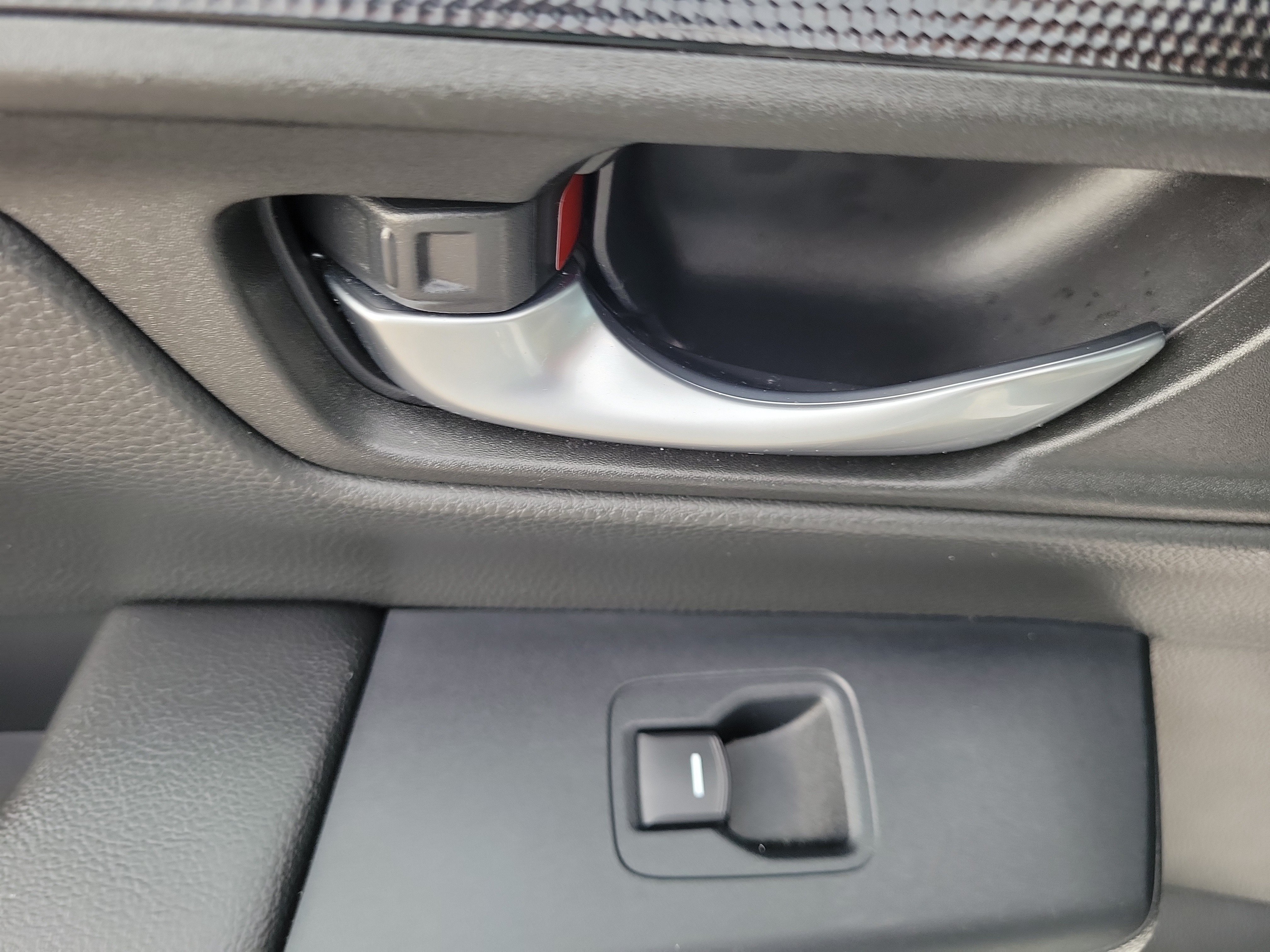Used 2024 Honda CR-V LX image 16