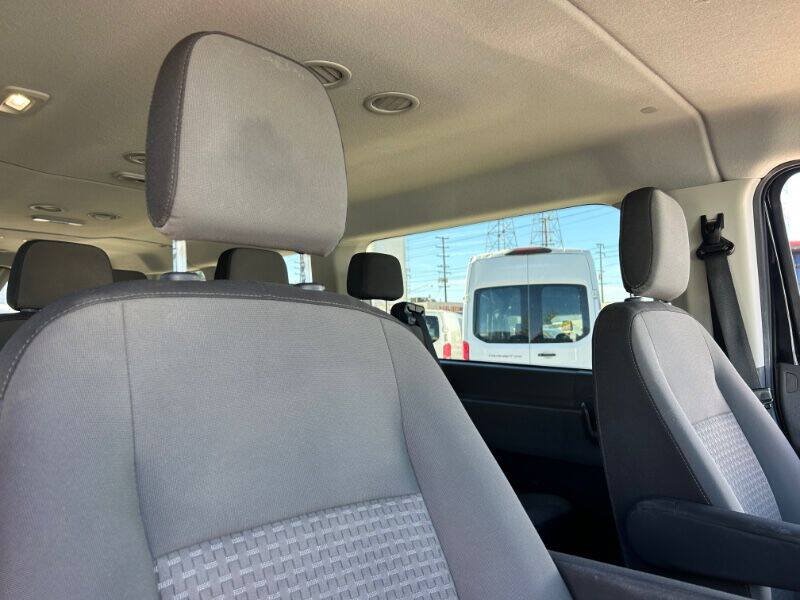 Used 2021 Ford Transit 350 XLT RWD image 10
