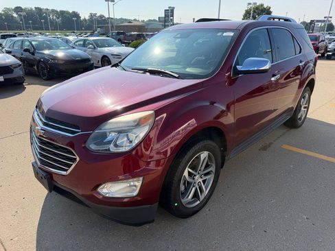 Used 2017 Chevrolet Equinox Premier w/ Enhanced Convenience Package FWD image 7