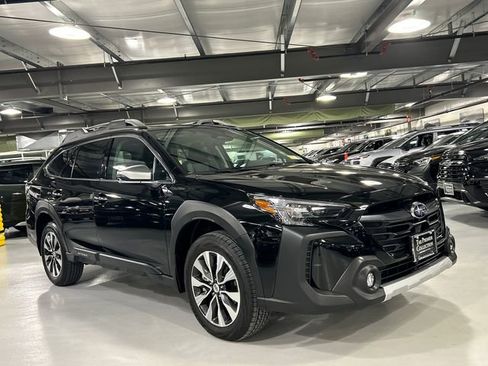 Certified 2025 Subaru Outback Touring XT w/ Popular Package #2 image 1