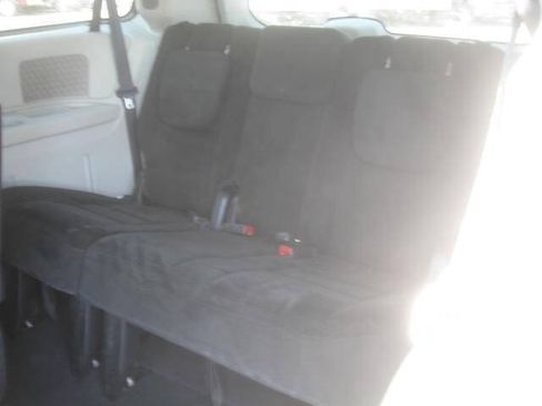 Used 2016 Dodge Grand Caravan SXT FWD image 13