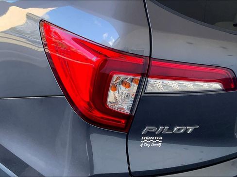 Used 2020 Honda Pilot Touring image 27
