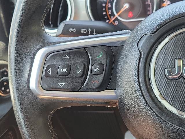 Used 2023 Jeep Gladiator Overland AWD/4WD image 24