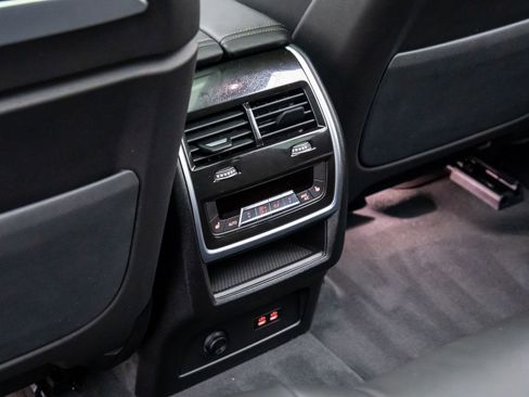 New 2026 BMW X7 xDrive40i w/ M Sport Package image 18