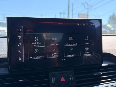 Used 2021 Audi SQ5 Premium Plus w/ Premium Plus Package image 27