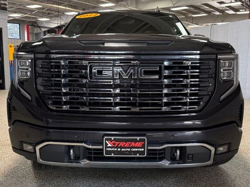 Used 2022 GMC Sierra 1500 Denali Ultimate AWD/4WD image 2
