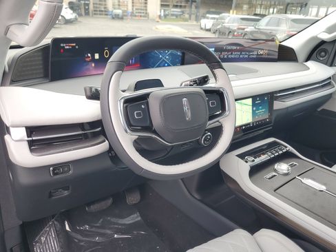 New 2025 Lincoln Navigator L Black Label image 14