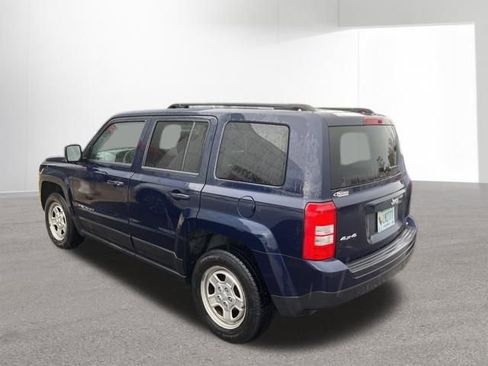 Used 2015 Jeep Patriot Sport w/ Power Value Group AWD/4WD image 2