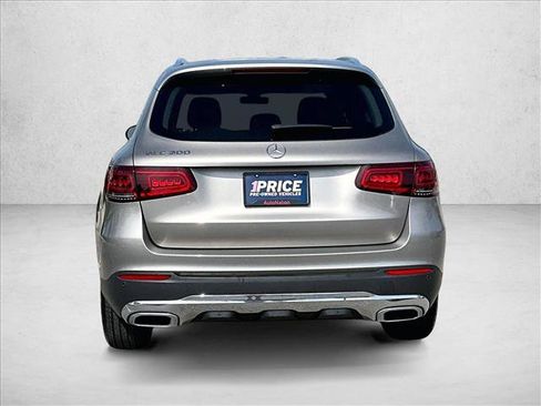 Used 2020 Mercedes-Benz GLC 300 image 4