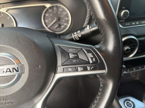 Used 2021 Nissan Sentra SV image 11