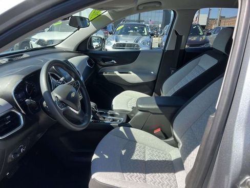 Used 2023 Chevrolet Equinox LS w/ LS Convenience Package image 17