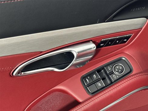 Used 2017 Porsche 911 Turbo S image 13