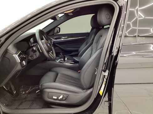 Used 2020 BMW 530i w/ M Sport Package RWD image 14