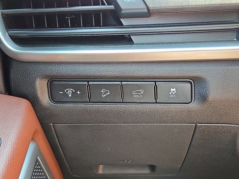 Used 2023 Kia Telluride EX w/ EX Captain's Chair Package FWD image 25