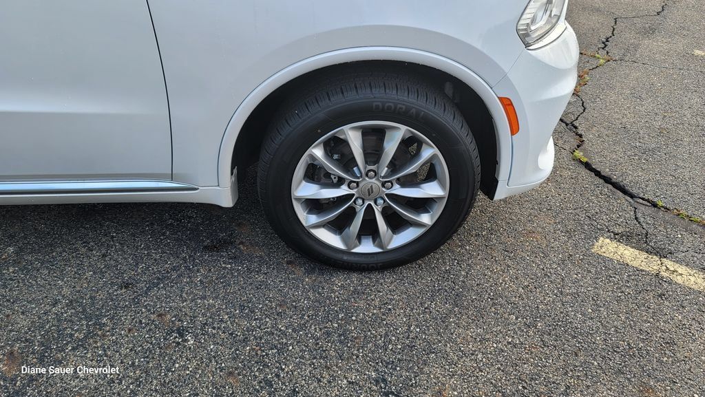 Used 2021 Dodge Durango SXT AWD/4WD image 14