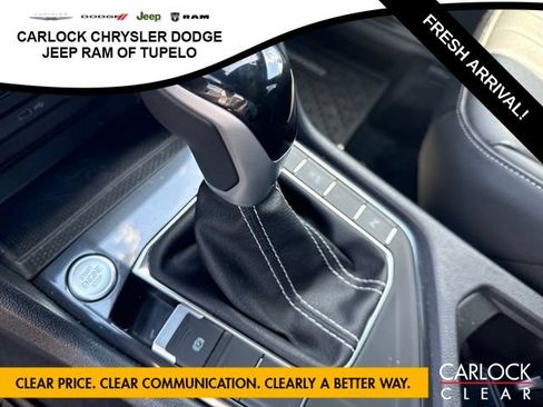 Used 2024 Volkswagen Tiguan SE R-Line FWD image 23