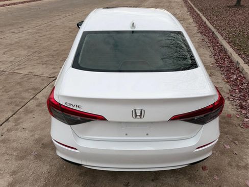 Used 2022 Honda Civic EX image 15