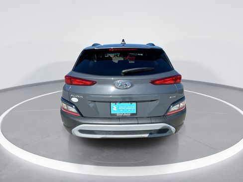 Used 2023 Hyundai Kona SEL w/ Convenience Package AWD/4WD image 7