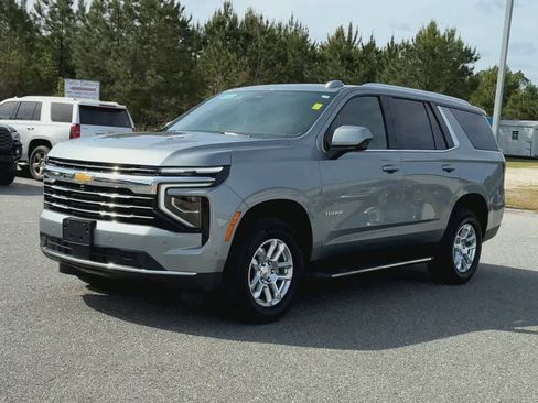 Used 2025 Chevrolet Tahoe LT AWD/4WD image 4