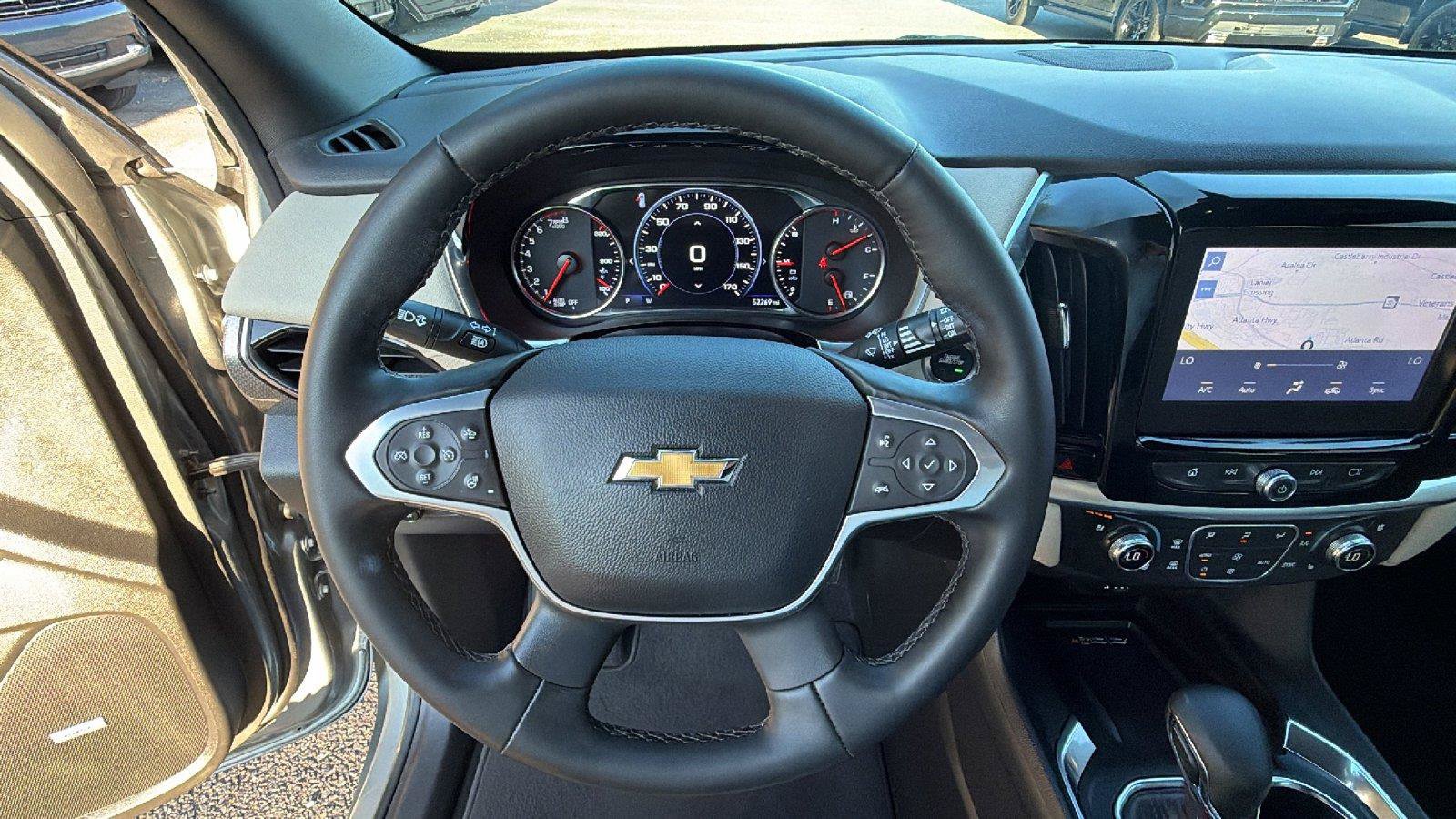 Used 2023 Chevrolet Traverse Premier FWD image 29