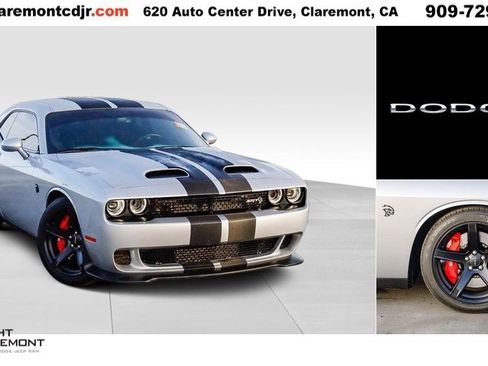 Used 2019 Dodge Challenger SRT Hellcat image 1