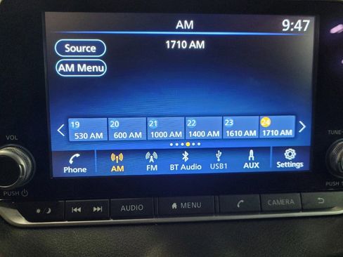 Used 2023 Nissan Sentra SV image 25