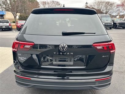 Used 2024 Volkswagen Tiguan SE