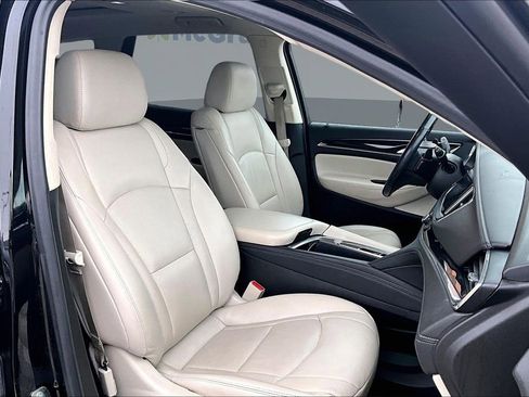 Used 2022 Buick Enclave Essence w/ Experience Buick Package image 30